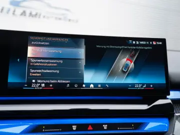 BMW 520d xDrive M Sport ICONIC 360 HUD MEMO H&K KEY