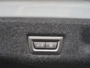 BMW 520d xDrive M Sport ICONIC 360 HUD MEMO H&K KEY