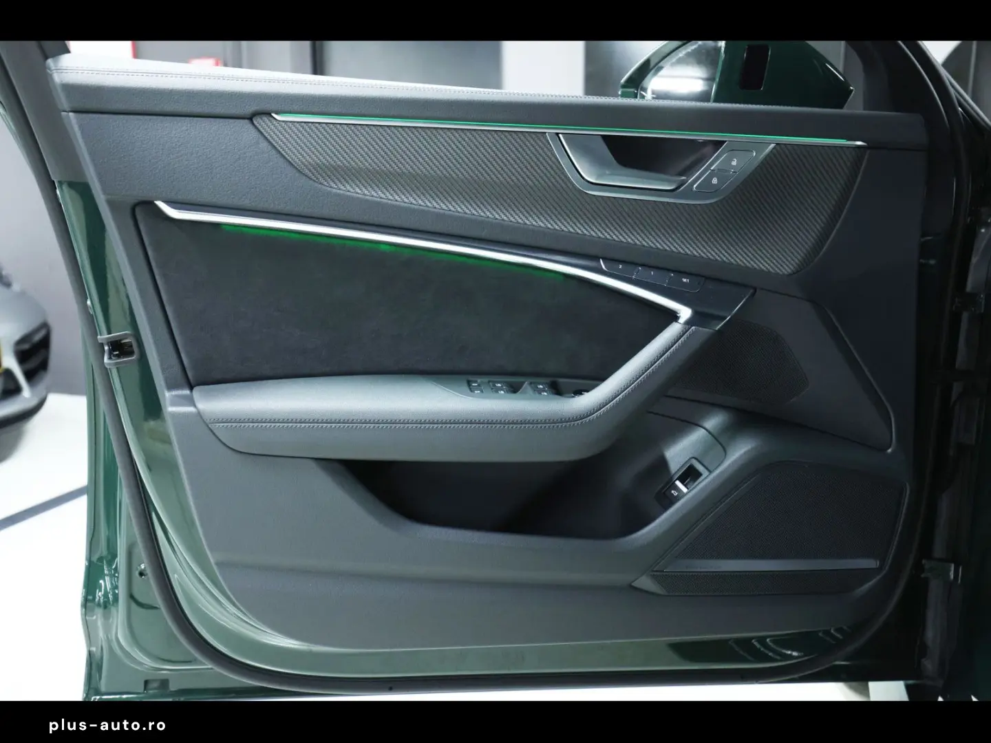 AUDI RS6 AVANT PERFORMANCE INDIVIDUAL GOODWOOD GREEN