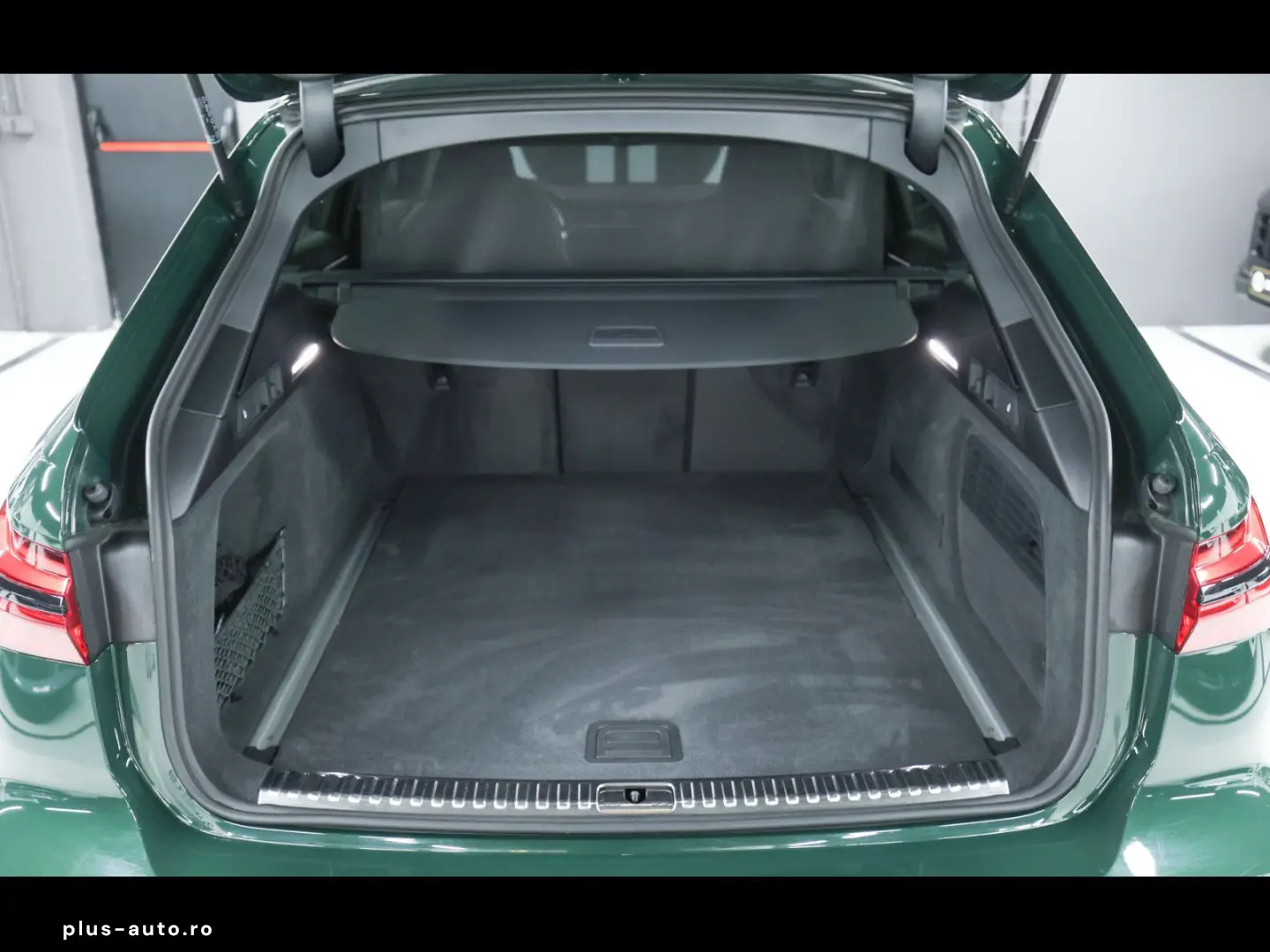 AUDI RS6 AVANT PERFORMANCE INDIVIDUAL GOODWOOD GREEN