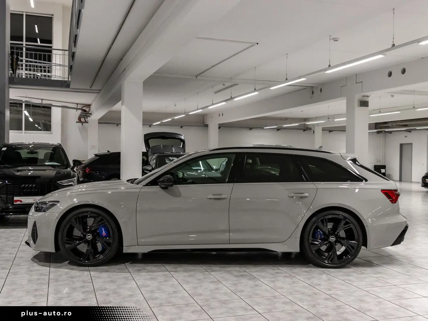 AUDI RS 6 Avant TFSI quattro HUD Pano Keramik 305km h