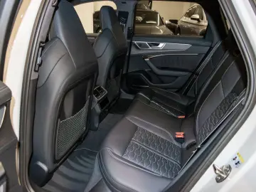 AUDI RS 6 Avant TFSI quattro HUD Pano Keramik 305km h