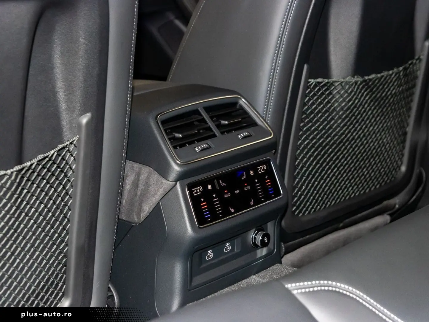 AUDI RS 6 Avant TFSI quattro HUD Pano Keramik 305km h