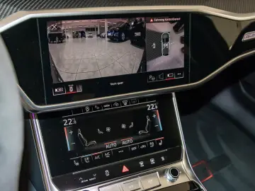 AUDI RS 6 Avant TFSI quattro HUD Pano Keramik 305km h