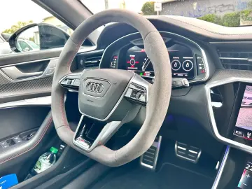 AUDI RS6 AVANT QUATTRO PANO VOLL AHK