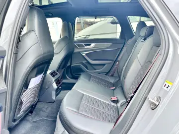 AUDI RS6 AVANT QUATTRO PANO VOLL AHK