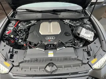 AUDI RS6 4.0 V8 TFSI  Perfomance PANO MATRIX KERAMIK