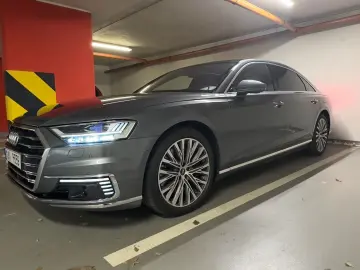 AUDI A8 L 60 TFSI e quattro tiptronic -