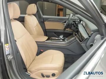 AUDI A8 55 3.0TFSI quattro Matrix Standheiz. ACC Pano