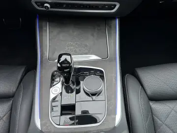 BMW X5 xDrive30d M-Sport NAV LED 360  HEAD-UP PANORA