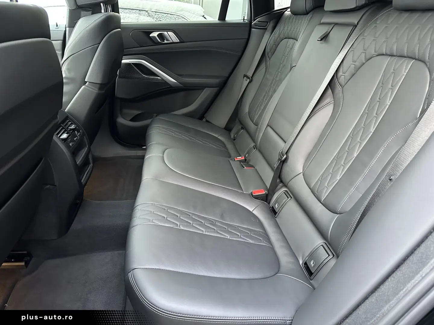 BMW X6 xDrive40d M-Sport NAV LASER AHK PANO HEAD-UP