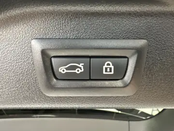 BMW X5 xDrive45e M-Sport NAV LASER AHK ACC 360  22ZO