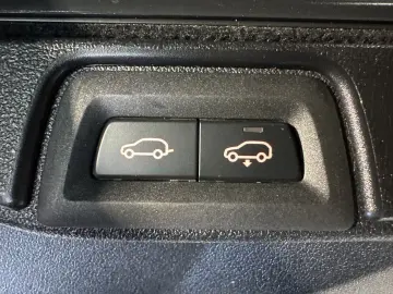 BMW X5 xDrive45e M-Sport NAV LASER AHK PANO HUD 21ZO