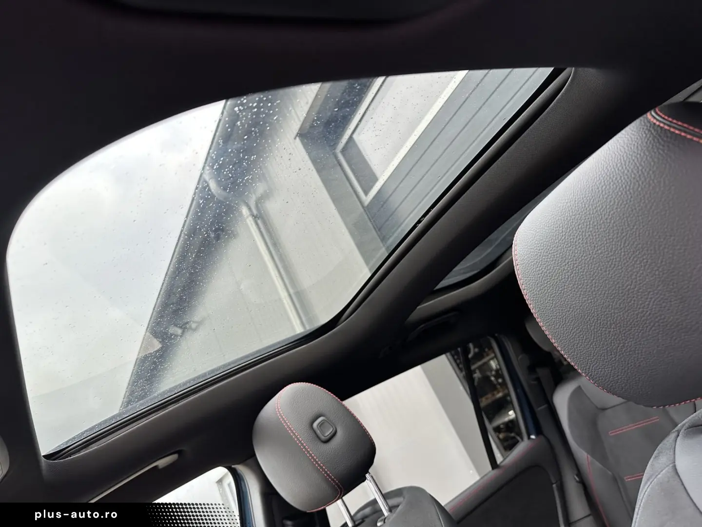 MERCEDES-BENZ GLB 220d 4Matic AMG-Line NAV LED PANO AHK 360