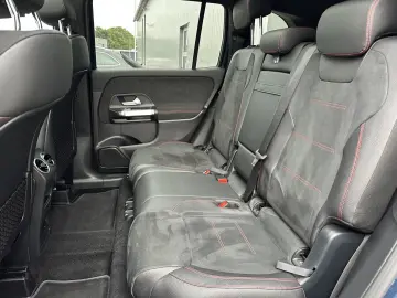 MERCEDES-BENZ GLB 220d 4Matic AMG-Line NAV LED PANO AHK 360