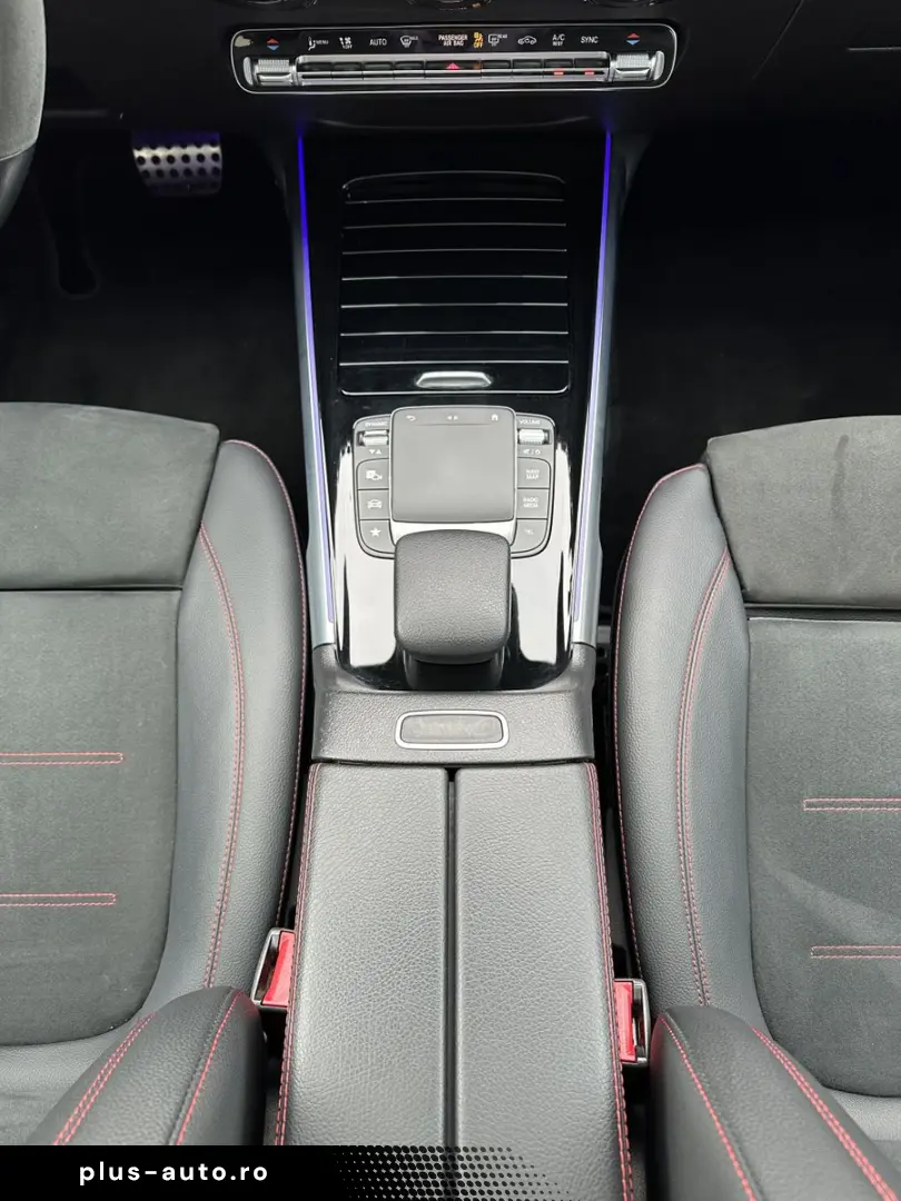 MERCEDES-BENZ GLB 220d 4Matic AMG-Line NAV LED PANO AHK 360