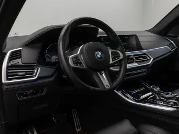 BMW X5 xD40d Spezial Edition M Sport Pano.360 Laser