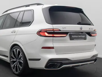 BMW X7 M60i xD 360 SkyLounge Individual-Voll 23Zoll