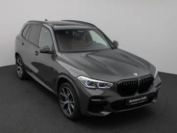BMW X5 xD30d M Sport Panorama Kamera Laser HUD HiFi