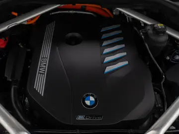 BMW X5 xD45e MSport HUD H K 360 Laser DAB Individual