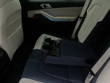 BMW X5 xD45e MSport HUD H K 360 Laser DAB Individual