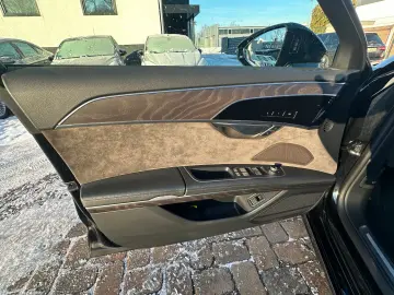 AUDI A8 50 TDI L quattro Black Edition HUD Matrix