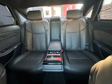 AUDI A8 50 TDI L quattro Black Edition HUD Matrix