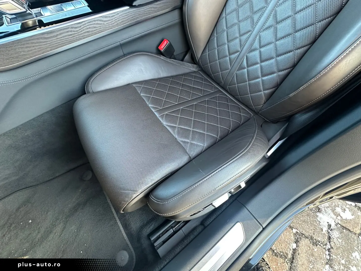 AUDI A8 50 TDI L quattro Black Edition HUD Matrix