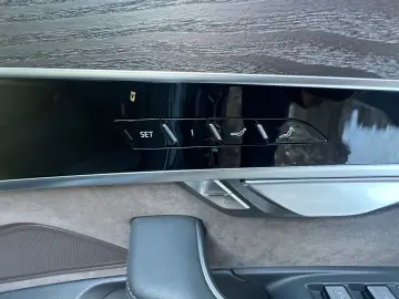 AUDI A8 50 TDI L quattro Black Edition HUD Matrix