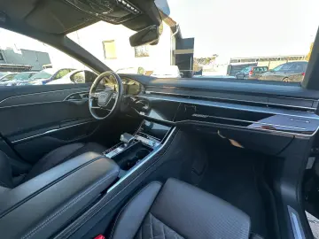 AUDI A8 50 TDI L quattro Black Edition HUD Matrix