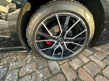 AUDI A8 50 TDI L quattro Black Edition HUD Matrix