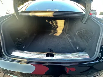 AUDI A8 50 TDI L quattro Black Edition HUD Matrix