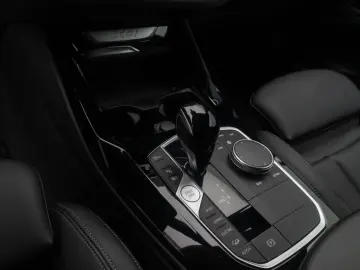 BMW X3 xD30e Leder HUD DAB Kamera Laser Sport 20Zoll