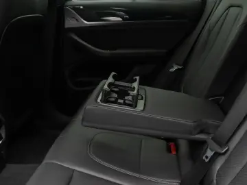 BMW X3 xD30e Leder HUD DAB Kamera Laser Sport 20Zoll