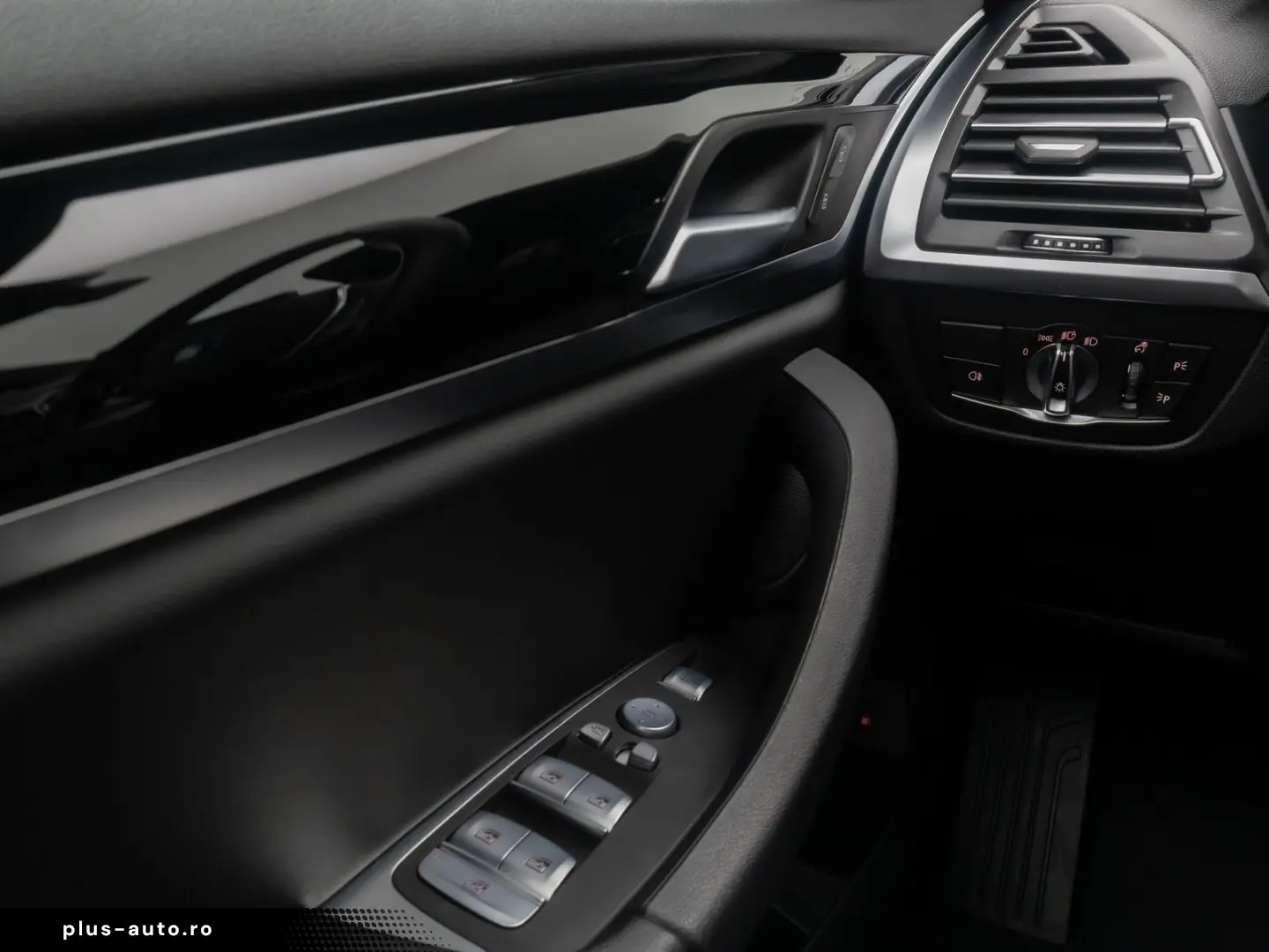 BMW X3 xD30e Leder HUD DAB Kamera Laser Sport 20Zoll