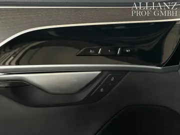AUDI A8 60 TFSIe Quattro HUD ACC 360  4-Zonen CarPlay