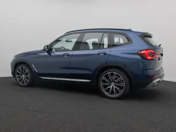 BMW X3 xD20i Kamera DAB HiFi AHK Leder Sport 21Zoll