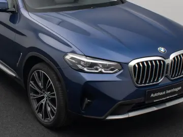 BMW X3 xD20i Kamera DAB HiFi AHK Leder Sport 21Zoll