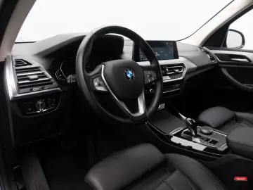 BMW X3 xD20i Kamera DAB HiFi AHK Leder Sport 21Zoll