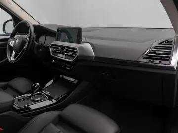 BMW X3 xD20i Kamera DAB HiFi AHK Leder Sport 21Zoll