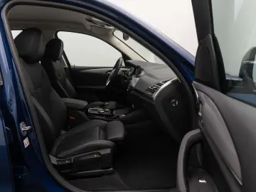 BMW X3 xD20i Kamera DAB HiFi AHK Leder Sport 21Zoll