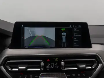 BMW X3 xD20i Kamera DAB HiFi AHK Leder Sport 21Zoll