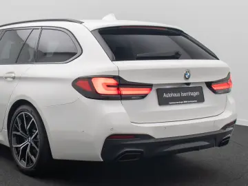 BMW 530d xD M Sport DAB Kamera HUD Laser 4 Klima 19
