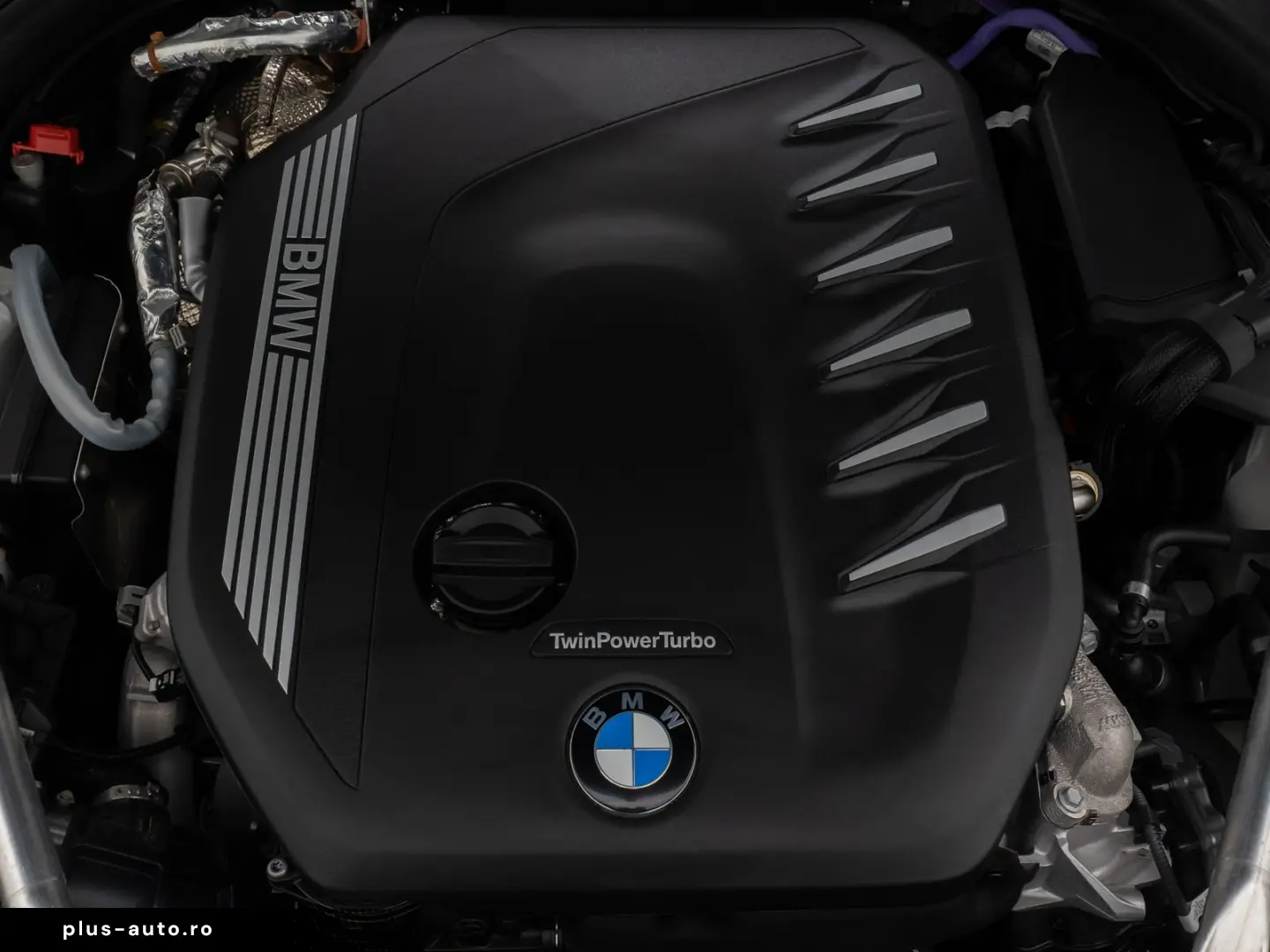 BMW 530d xD M Sport DAB Kamera HUD Laser 4 Klima 19