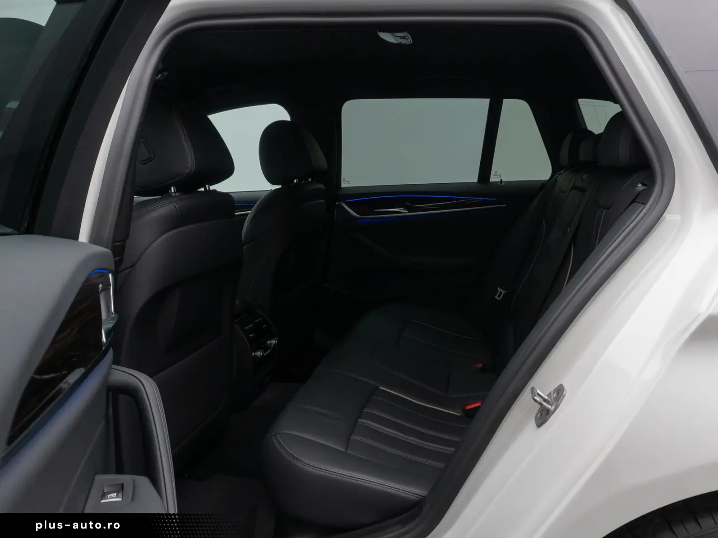 BMW 530d xD M Sport DAB Kamera HUD Laser 4 Klima 19