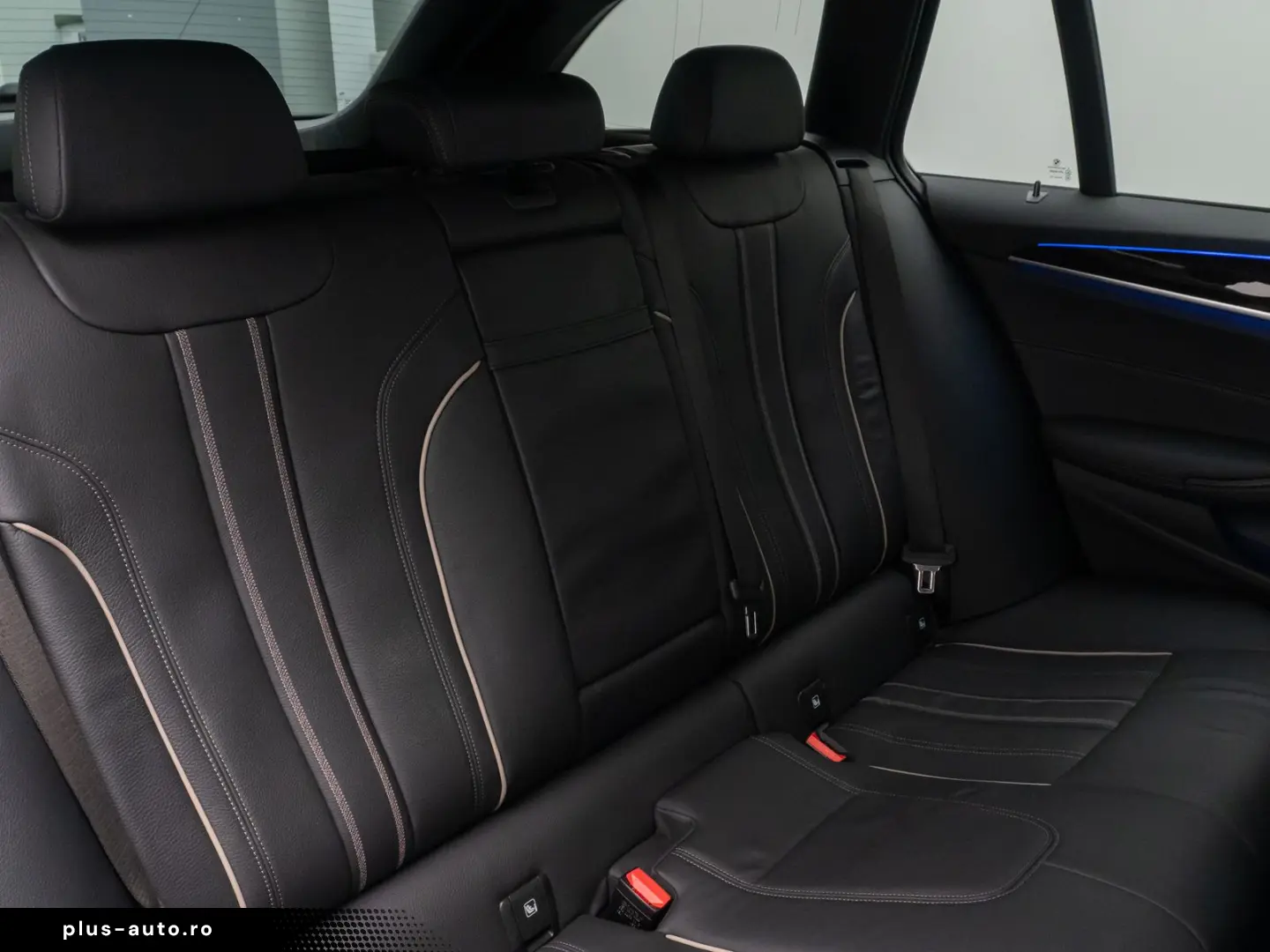 BMW 530d xD M Sport DAB Kamera HUD Laser 4 Klima 19