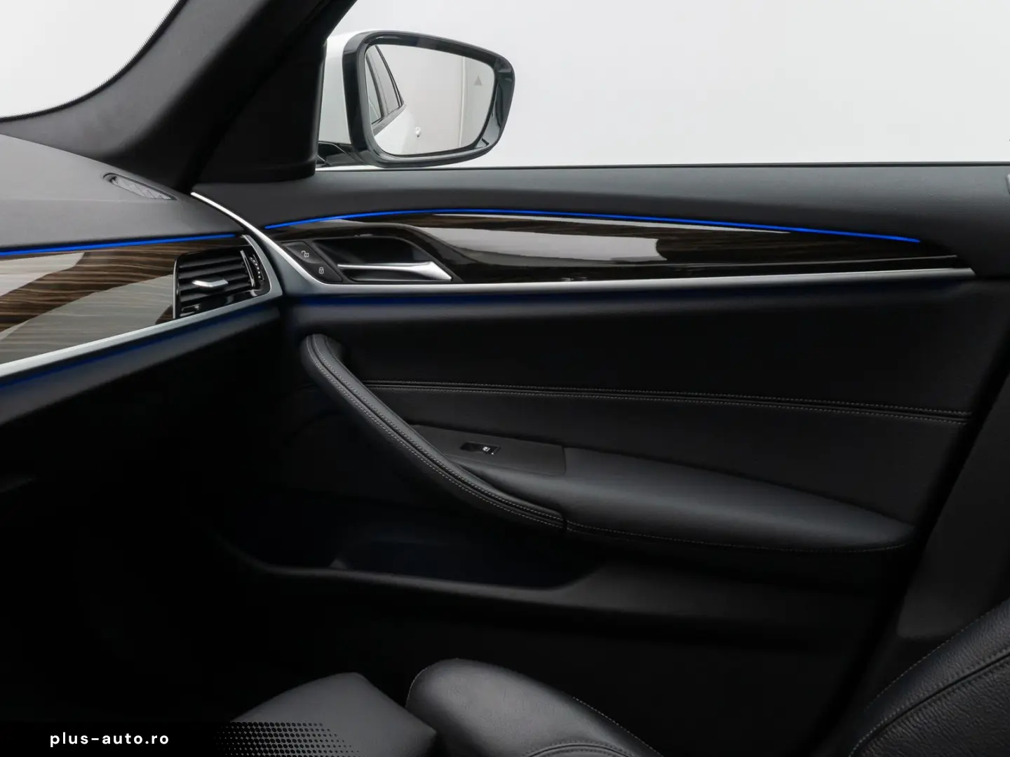 BMW 530d xD M Sport DAB Kamera HUD Laser 4 Klima 19