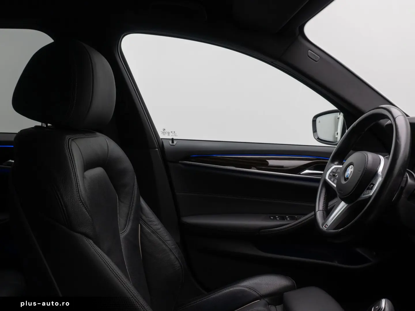 BMW 530d xD M Sport DAB Kamera HUD Laser 4 Klima 19