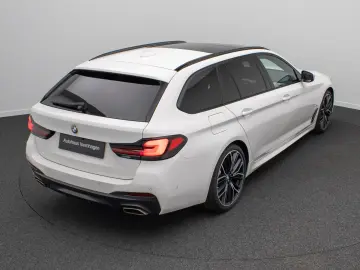 BMW 530d xD M Sport Panorama Kamera Laser HUD HiFi