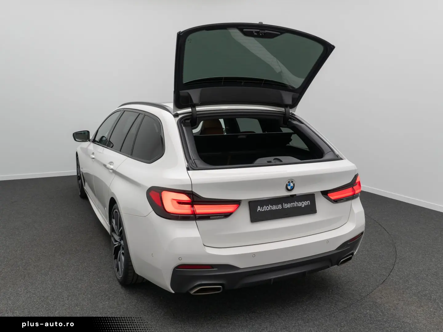 BMW 530d xD M Sport Panorama Kamera Laser HUD HiFi